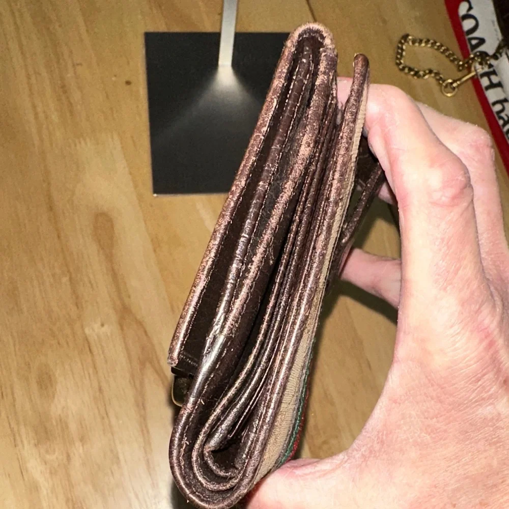 Gucci Brown & Green-Red Web Stripe Compact Wallet - Picture 4 of 7